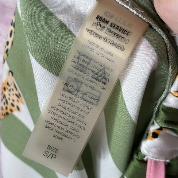 Room Service Wide Leg Crop Cheetah Green White Tropical Pajama Pants Size Small - Picture 8 of 8